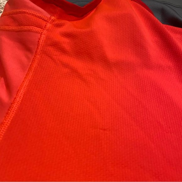 Nike Dri-Fit Women’s Workout Tank Top - Picture 7 of 9